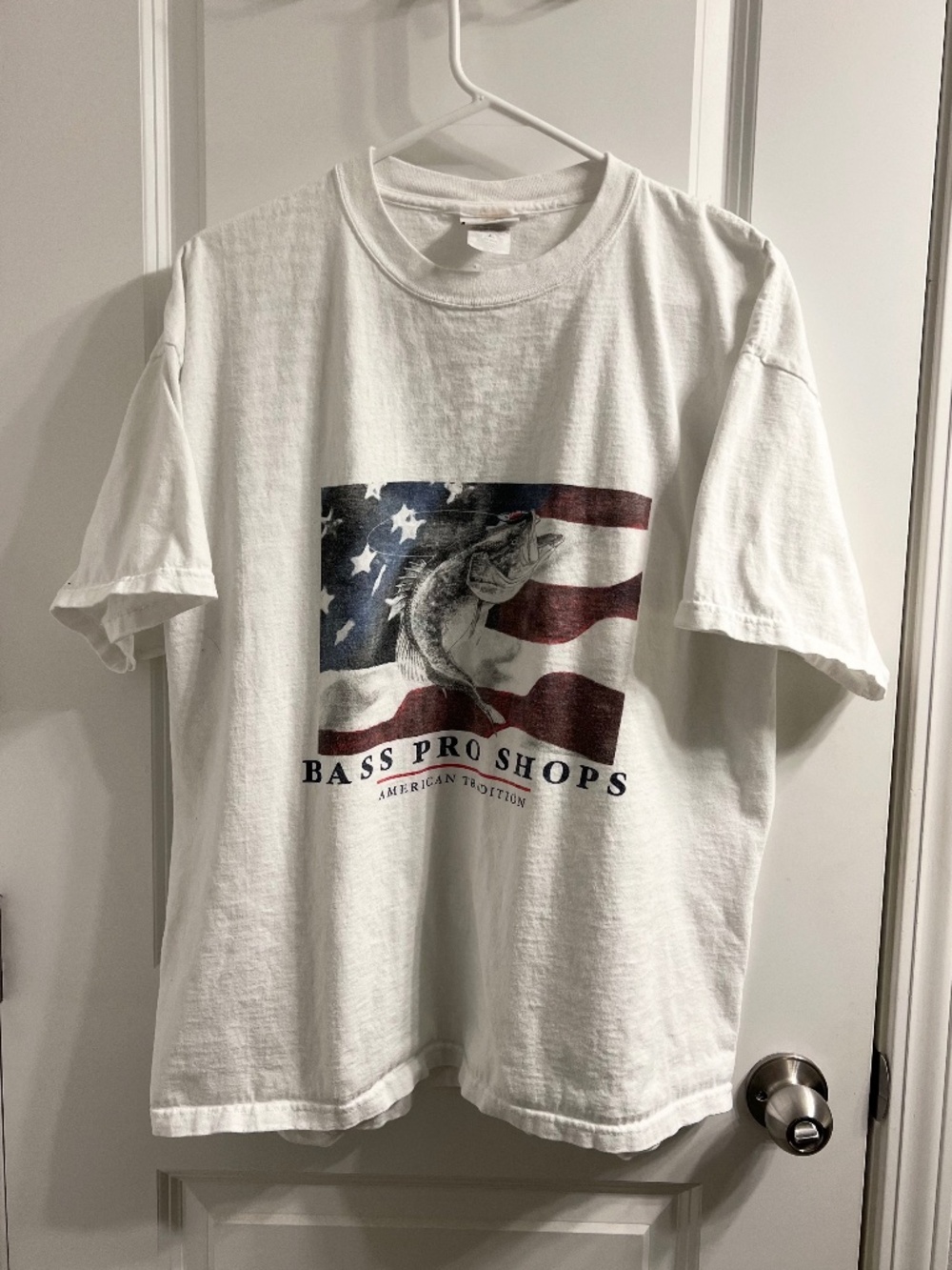 Vintage Men's Bass Pro Shops T-Shirt